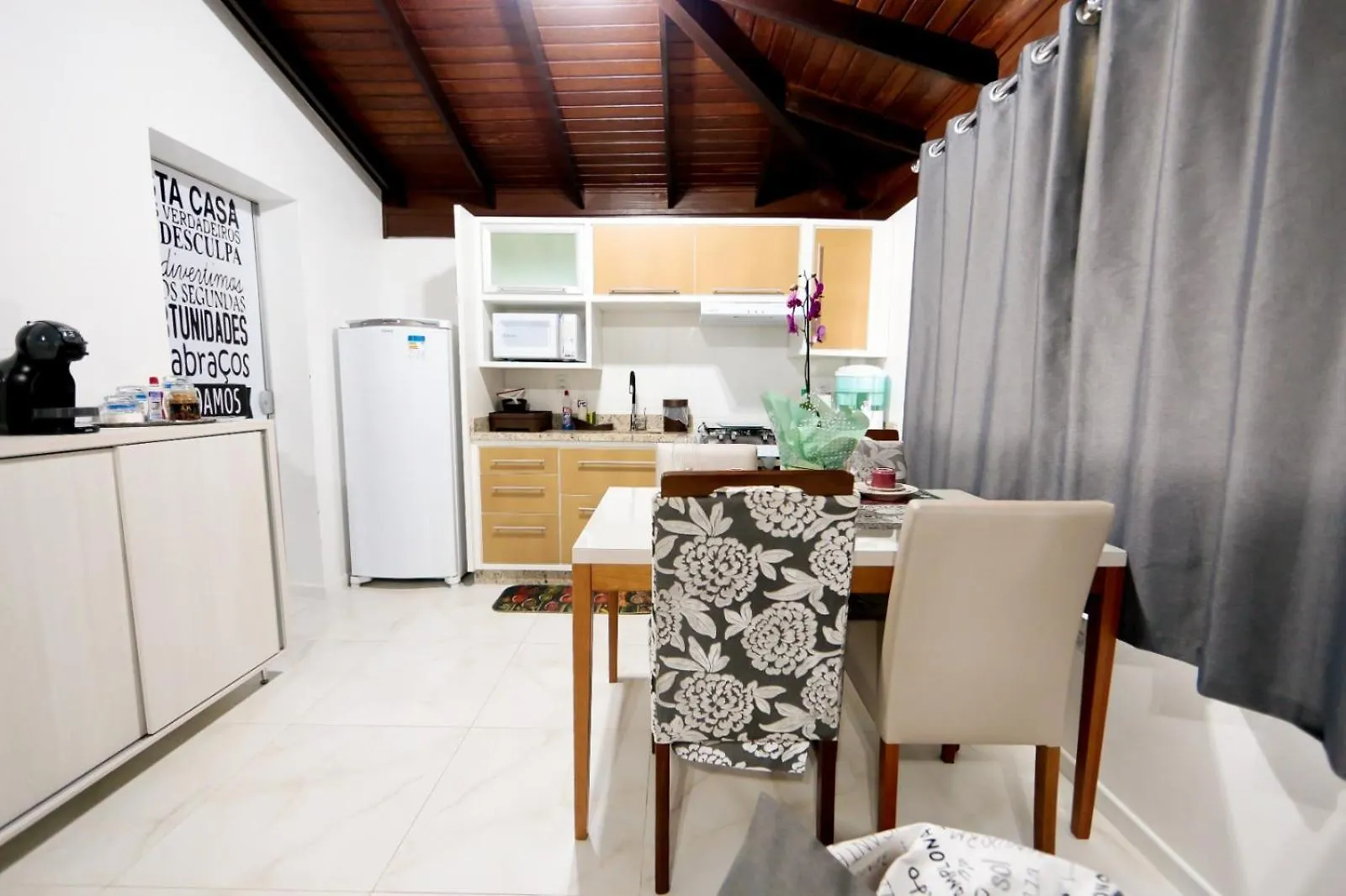 Studio Completo Proximo A Ufsc Флорианополис Апартаменты