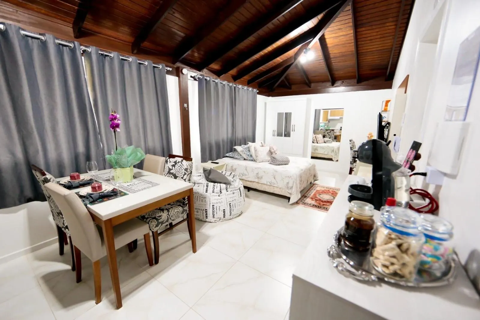 Studio Completo Proximo A Ufsc Флорианополис